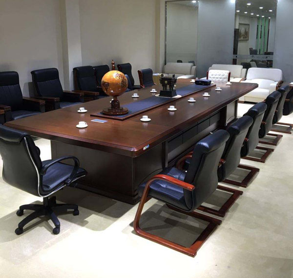 不同材質與種類的辦公家具如何養護？